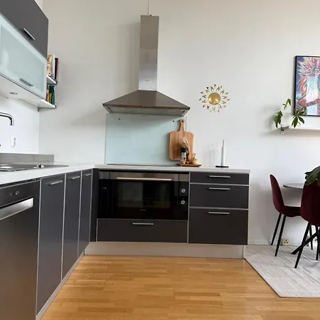 Floor In Stavangers Area! דירה *